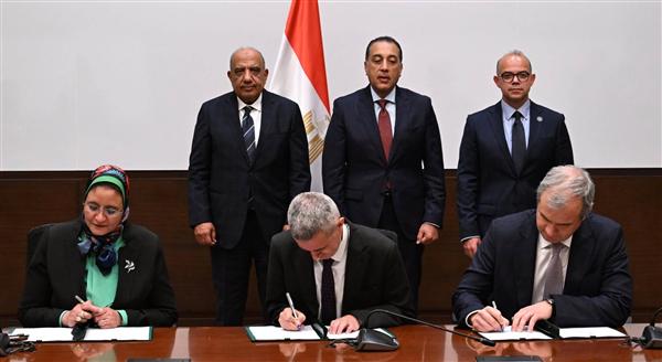 استثمارات أجنبية بـ420 مليون دولار لتشغيل وتطوير محطة رياح جبل الزيت